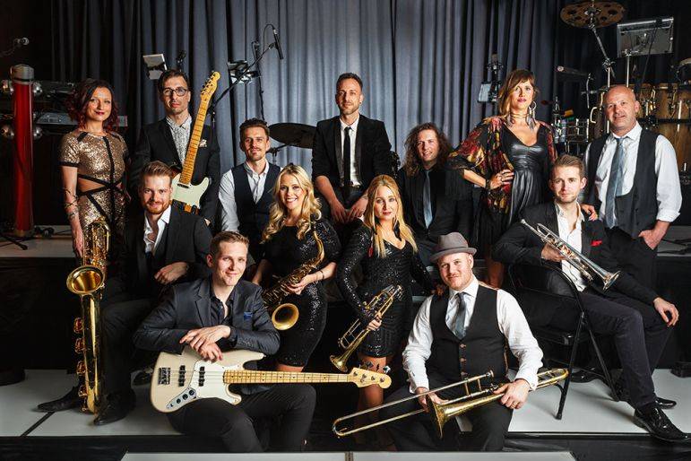 Click to enlarge image decades-05.jpg