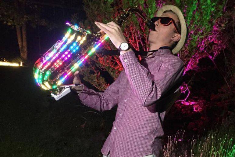 Click to enlarge image lightning-sax-6.jpg