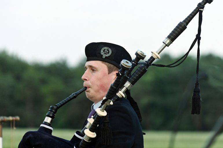 Click to enlarge image piper-john-03.jpg