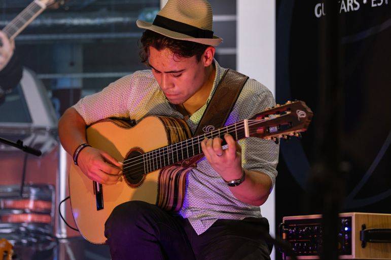 Click to enlarge image brasileiro-06.jpg