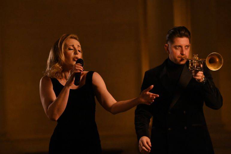 Click to enlarge image parlour-jazz-01.jpg