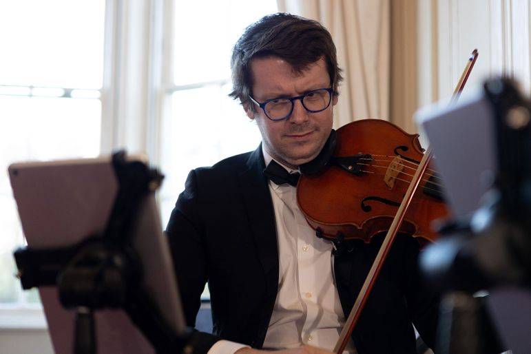 Click to enlarge image cardiff-strings-19.jpg