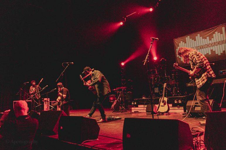 Click to enlarge image buskers-and-co-01.jpg