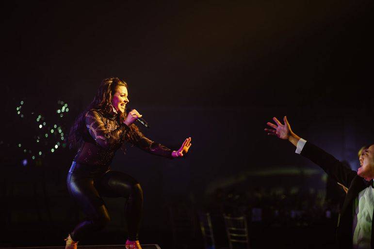 Click to enlarge image 08.jpg