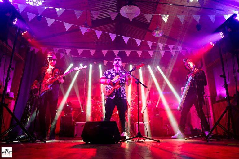 Click to enlarge image 04.jpg