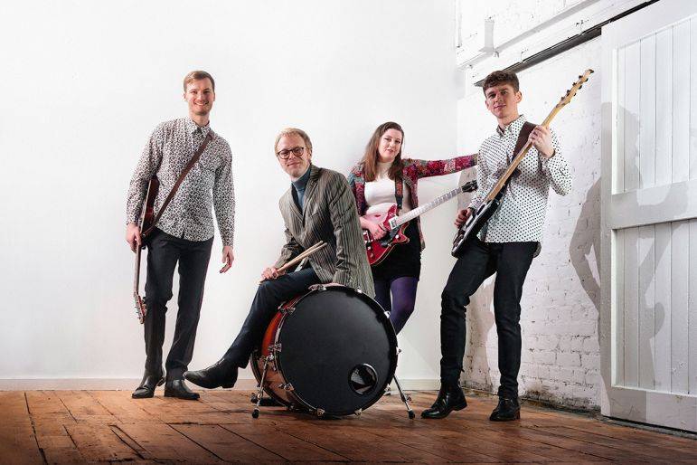 Click to enlarge image outta-sights-07.jpg