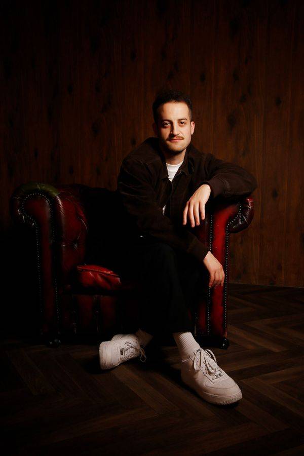 Click to enlarge image eli-01.jpg