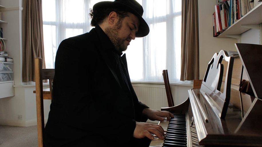 Click to enlarge image 03-austin.jpg