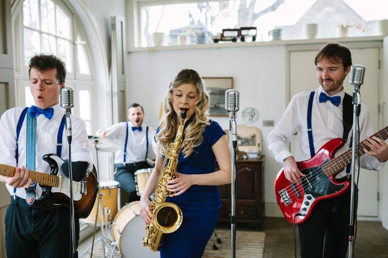 Click to enlarge image honeytops-05.jpg