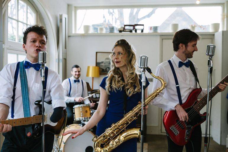 Click to enlarge image honeytops-06.jpg