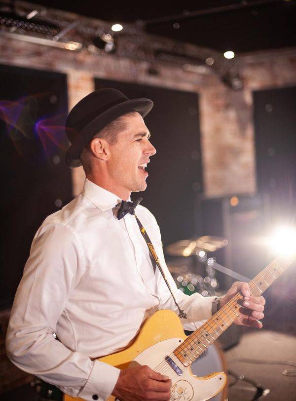 Click to enlarge image rival-kings-3.jpg