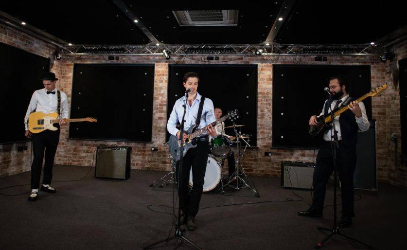 Click to enlarge image rival-kings-4.jpg