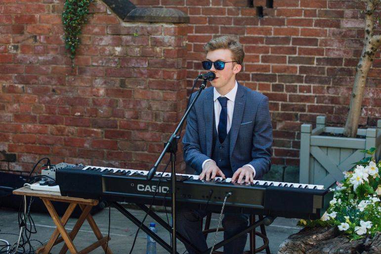 Click to enlarge image sam-pianist-01.jpg