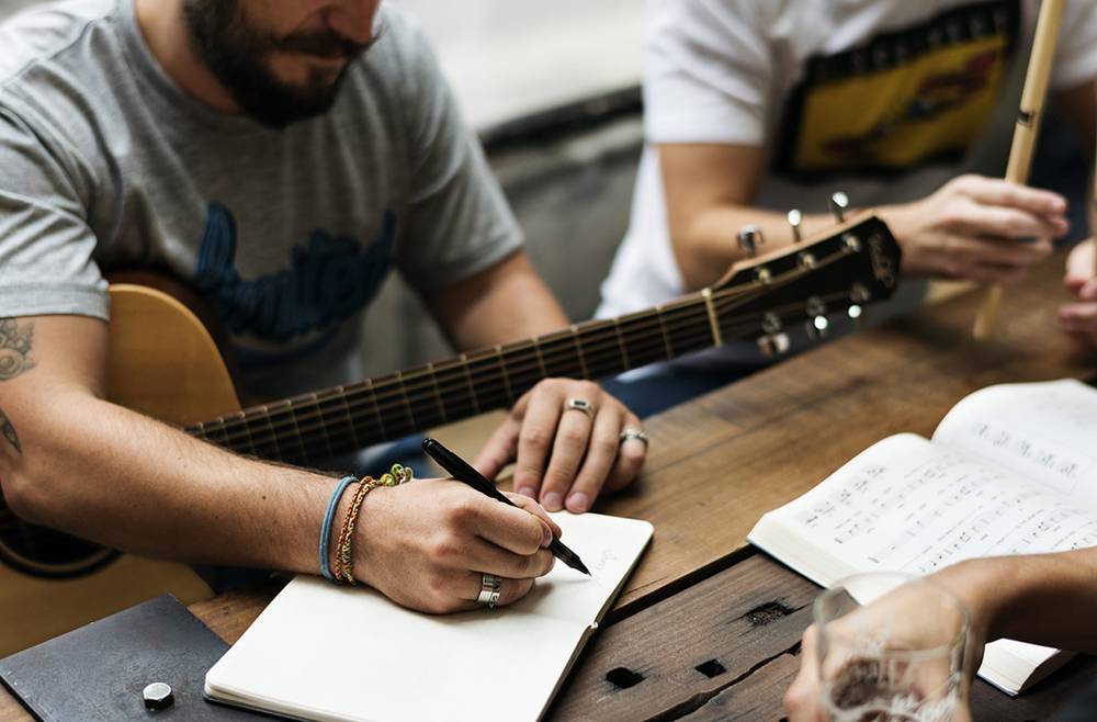 1000+ Cover Band Songs for 2025