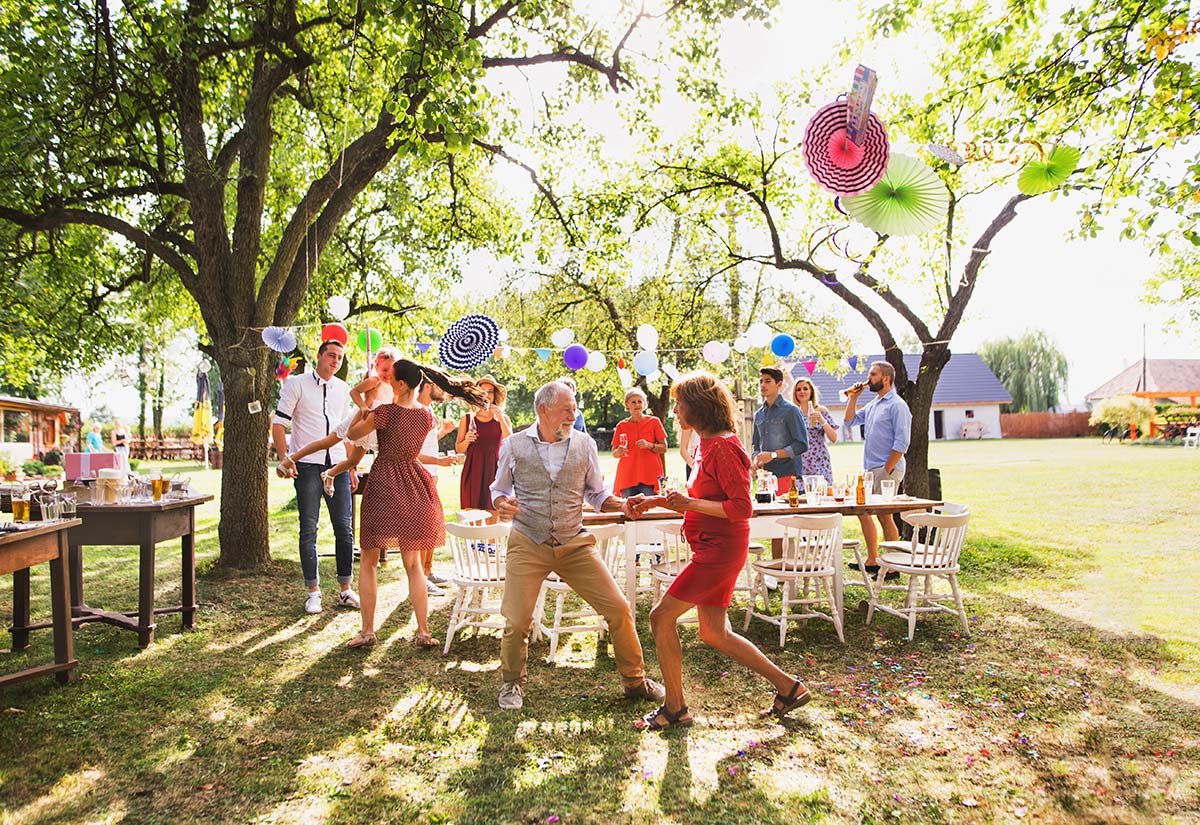 20 Fun and Unforgettable Summer Party Ideas