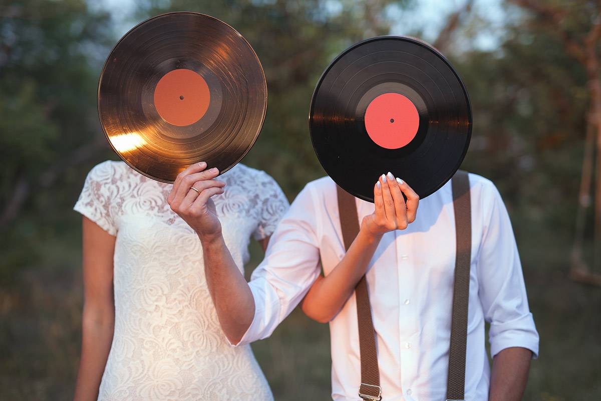 50 Quirky Wedding Ideas for the Offbeat Bride & Groom
