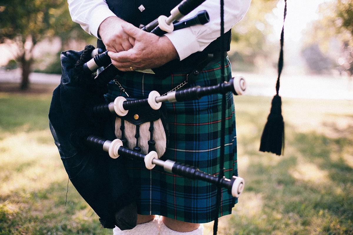 The Complete Bagpiper Booking Guide for 2024: Tips, Costs and FAQs