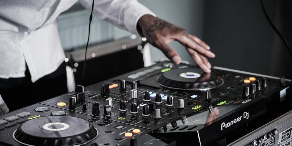 Newcastle DJs for Hire