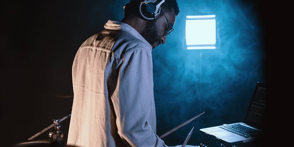 DJ Live Acts For Hire