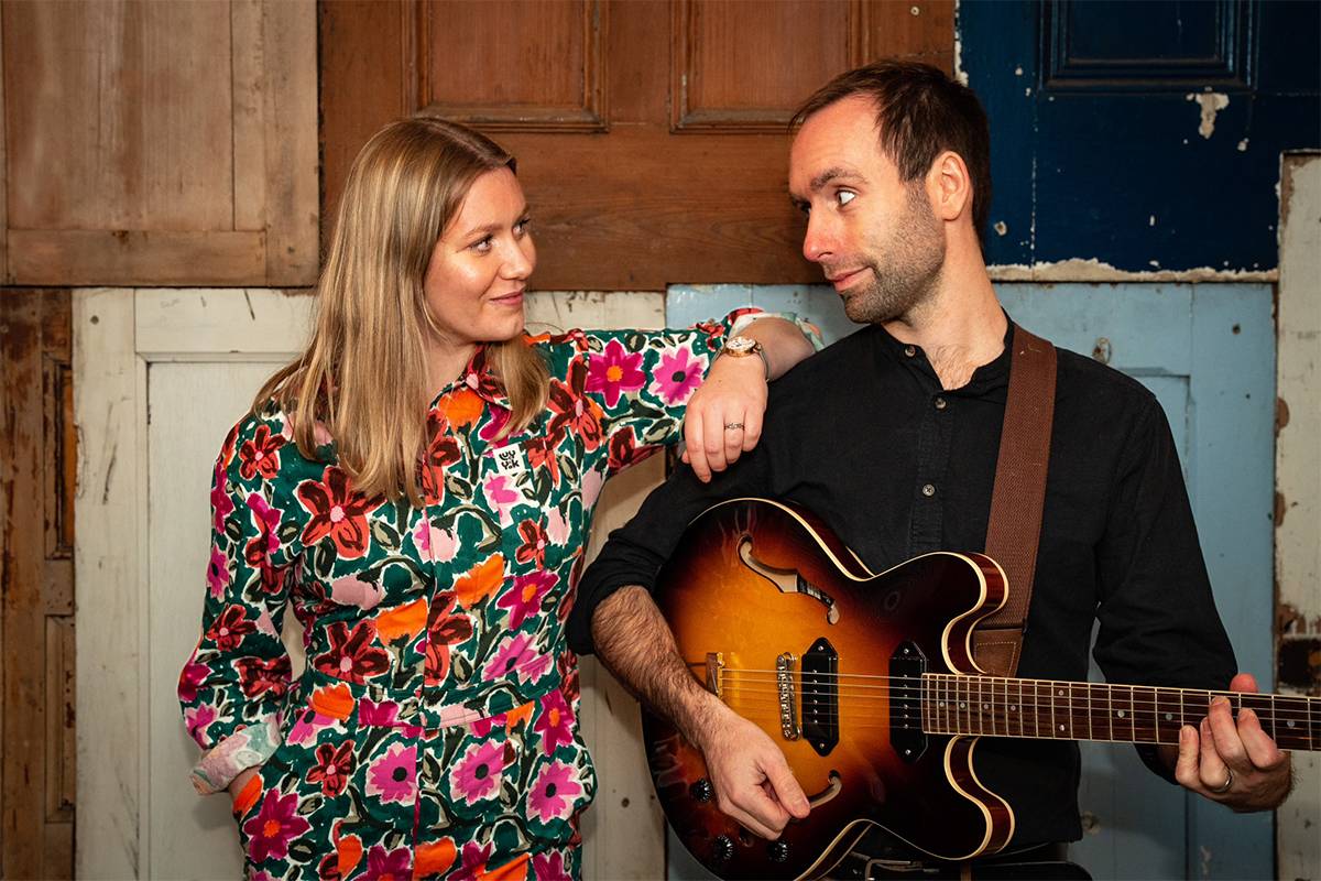 Classic Party &amp; Acoustic Pop Duo