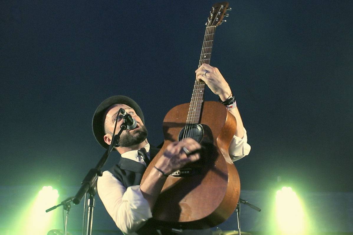 Contemporary Acousitc Roaming Band