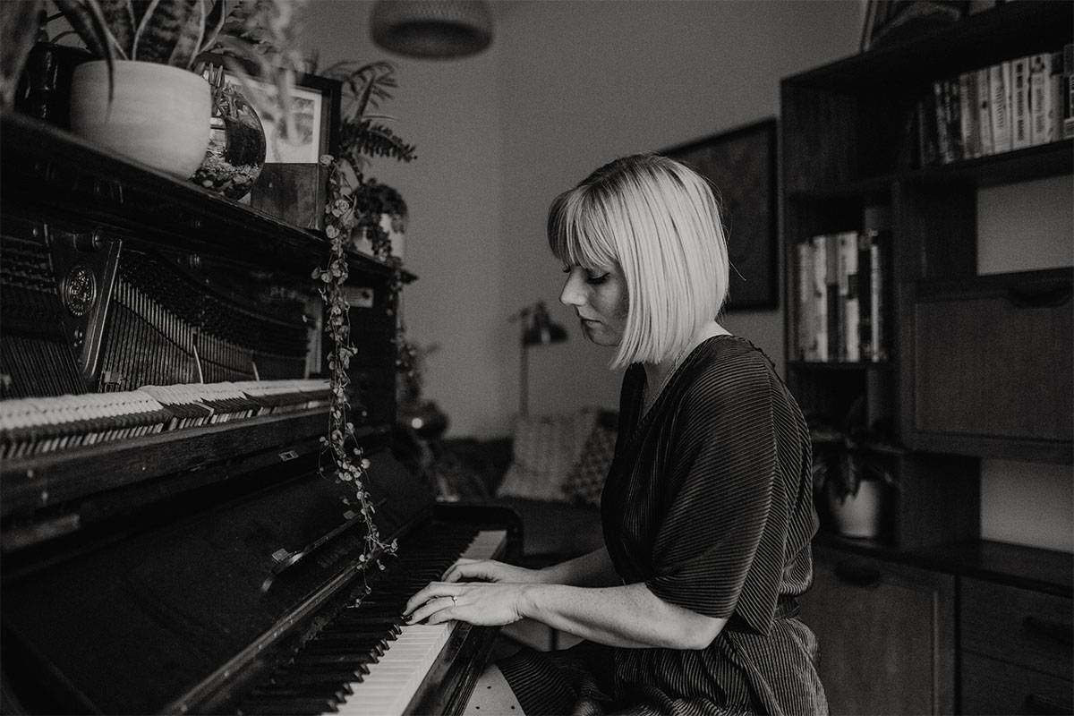 Northern Female Acoustic Soloist &amp; Singer