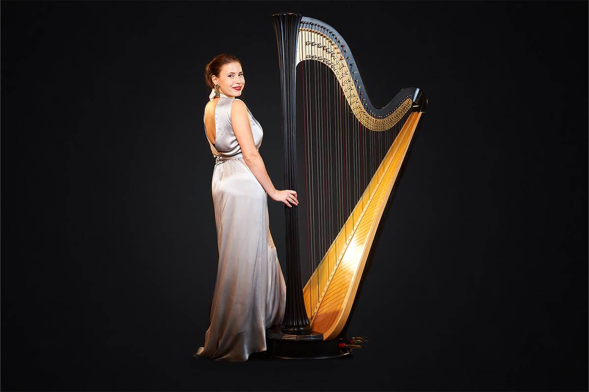 Female Solo Harpist For Hire