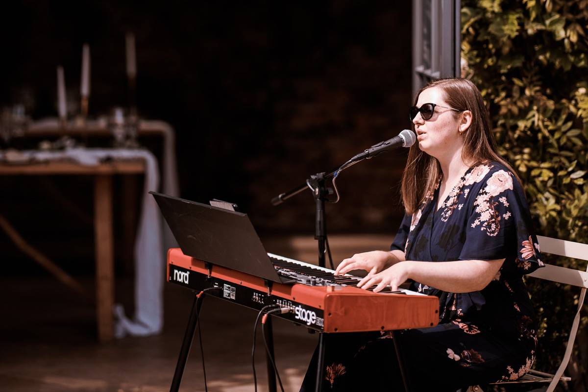 Solo Female Singer / Pianist in Yorkshire