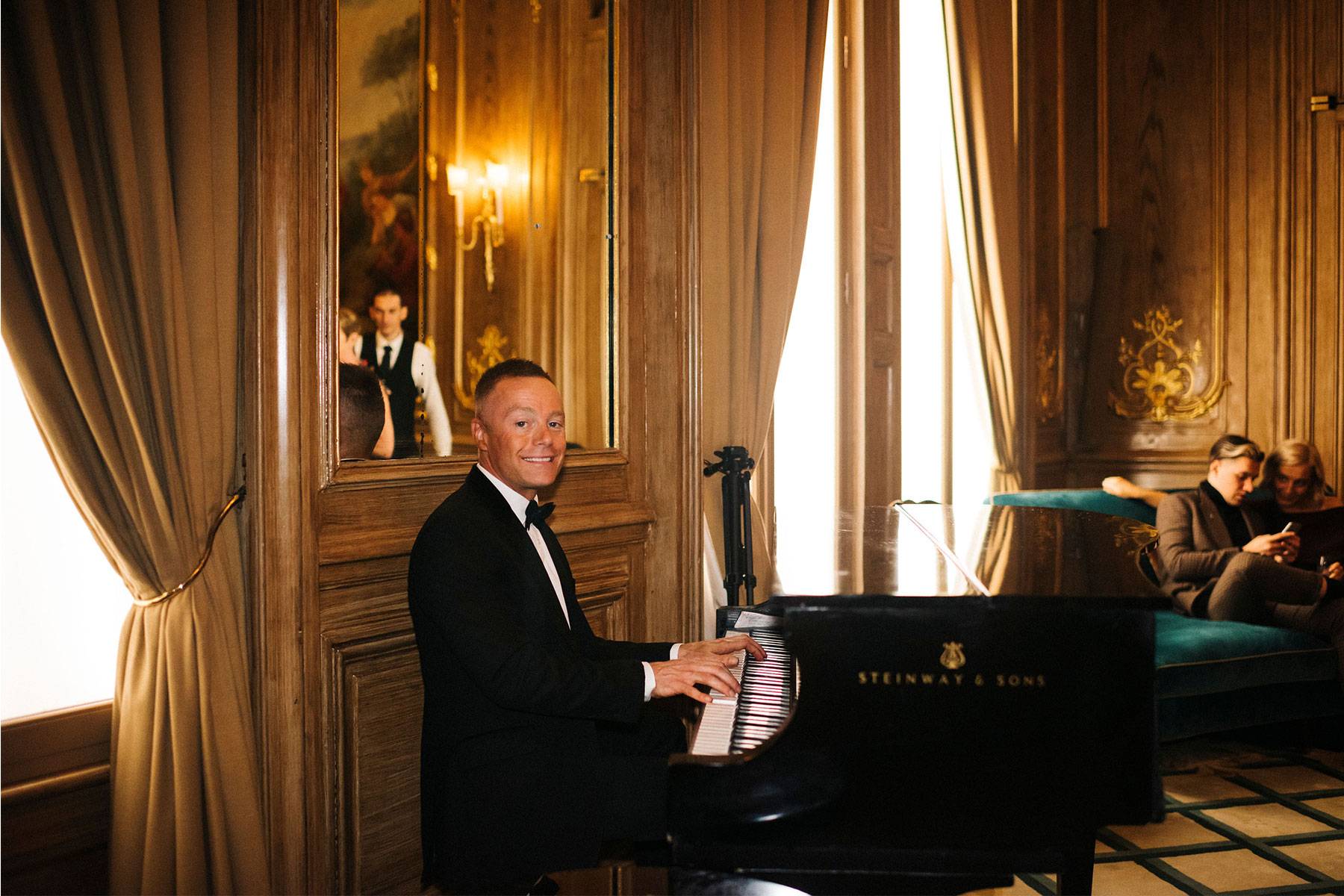 Solo Classic &amp; Contemporary Pianist