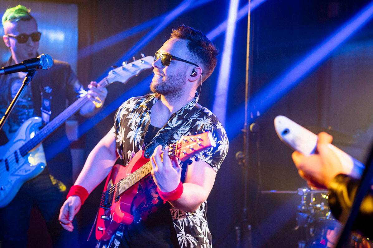 High end premier 80s band