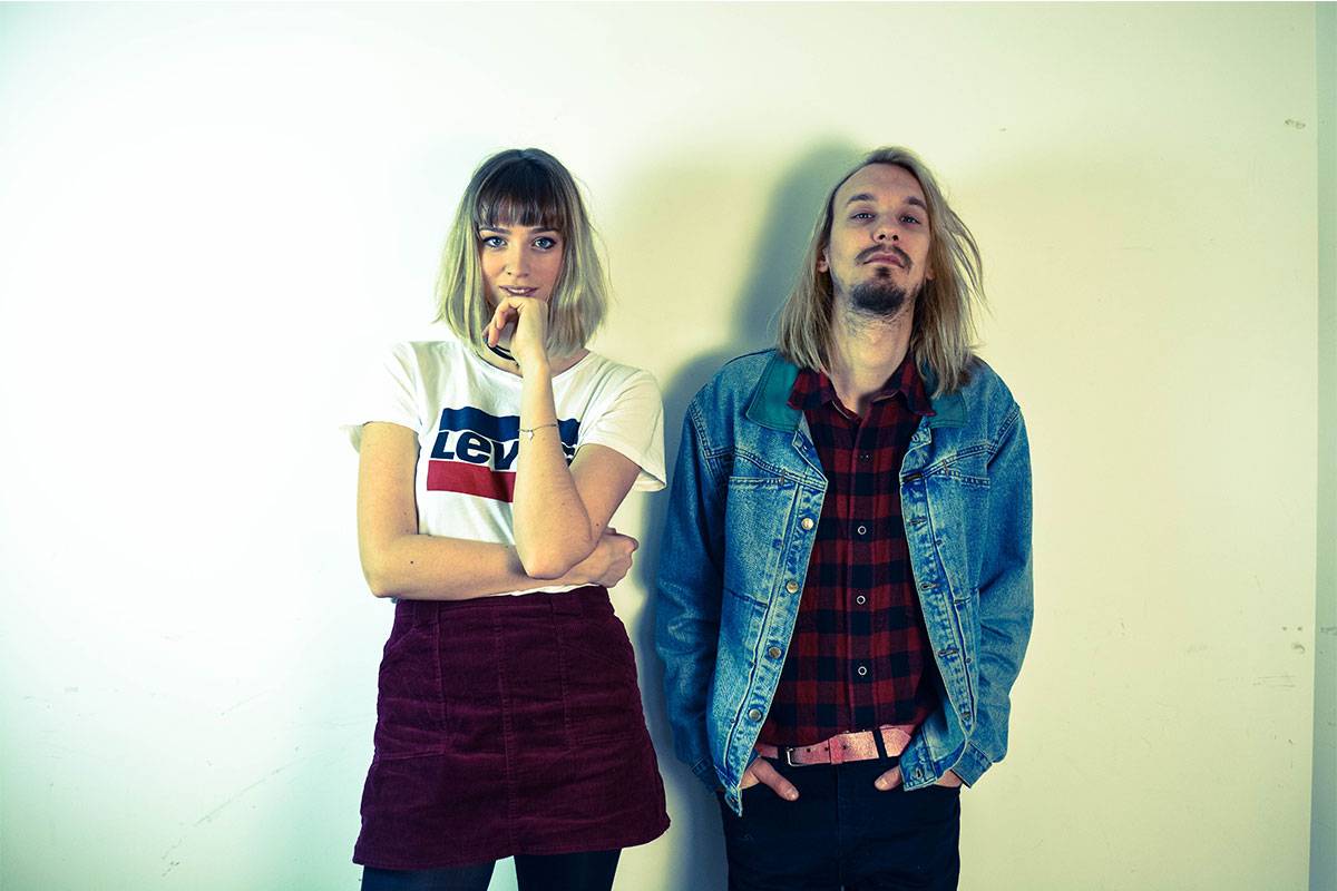 Female Fronted Contemporary, Rock &amp; Pop Acoustic Duo