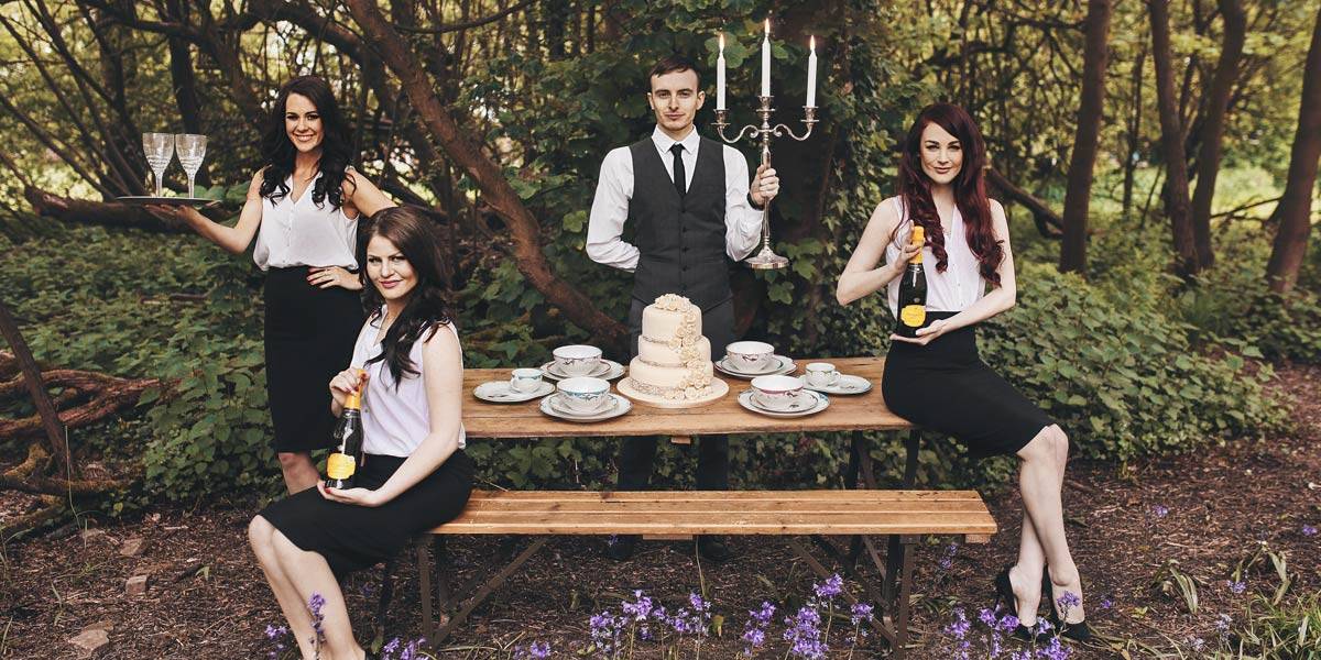 Hire Singing Waiters in Suffolk