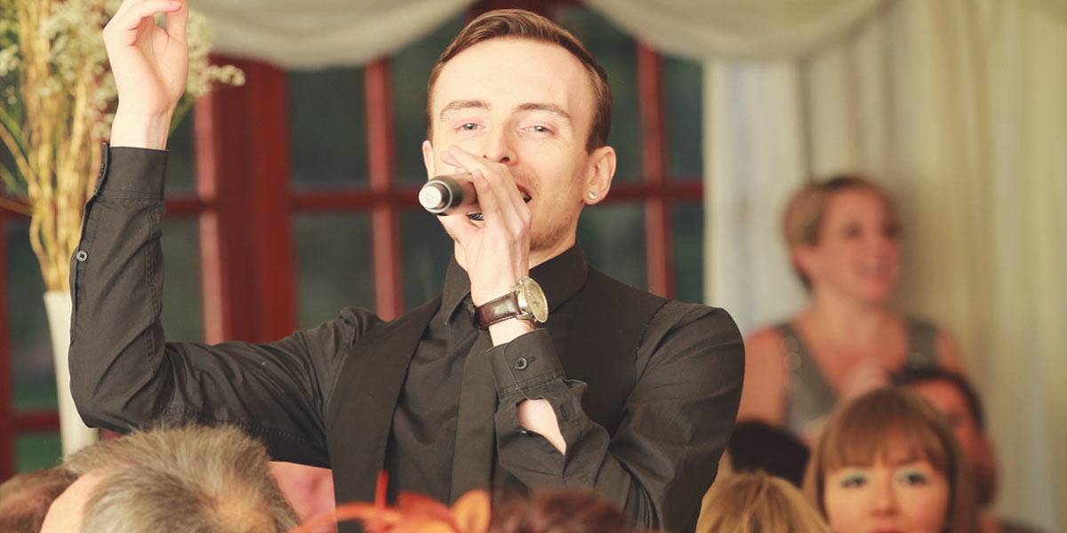 Hire Singing Waiters in Surrey