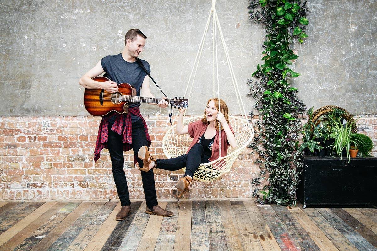 100+ Best Acoustic Wedding Songs