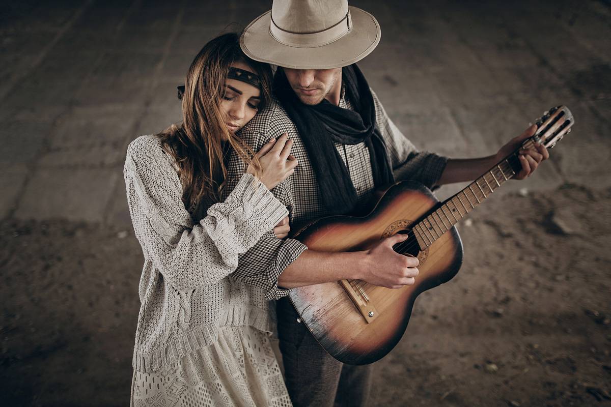 100 Romantic Acoustic Wedding Songs