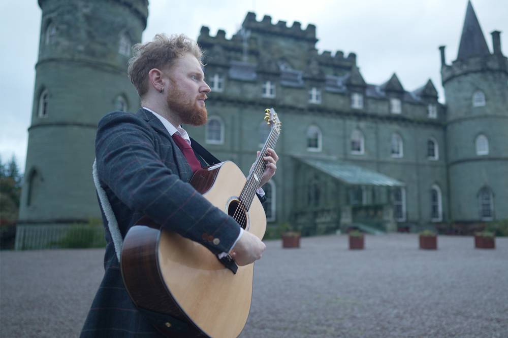 Sora - Fingerstyle Guitarist