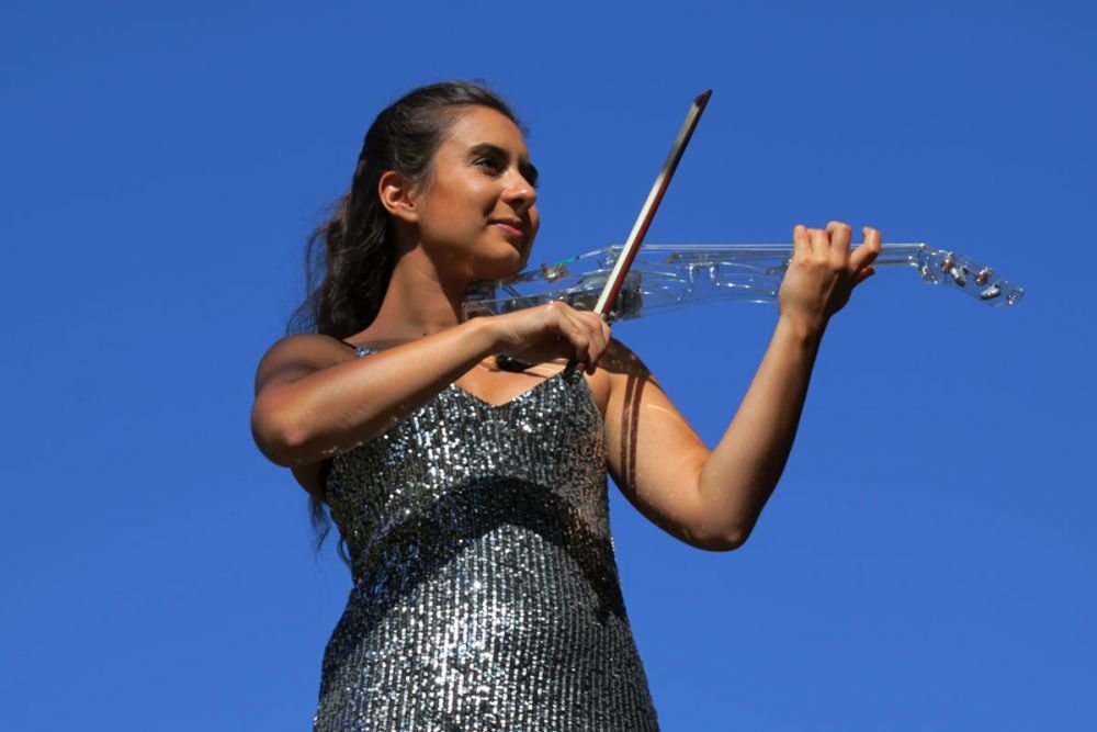 Shama - Violinist