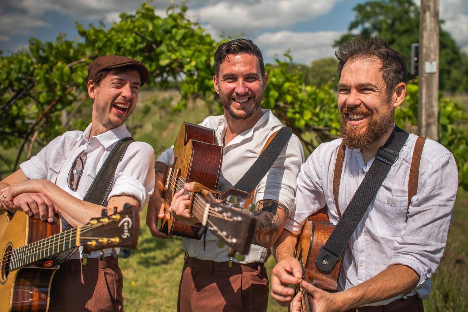 Male Fronted Acoustic Roaming Band