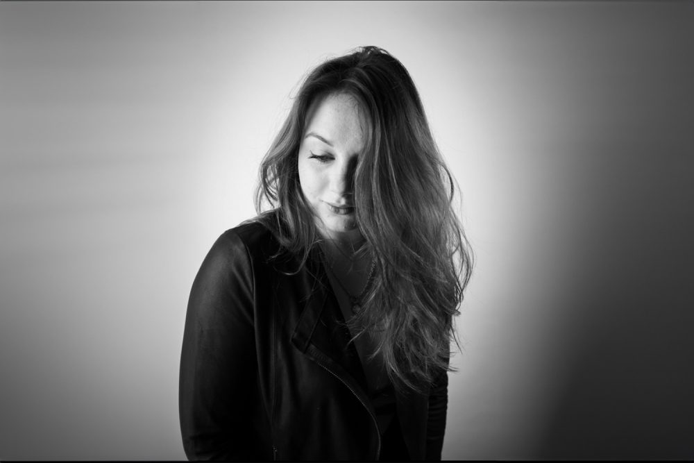 Esther - Singer / Pianist