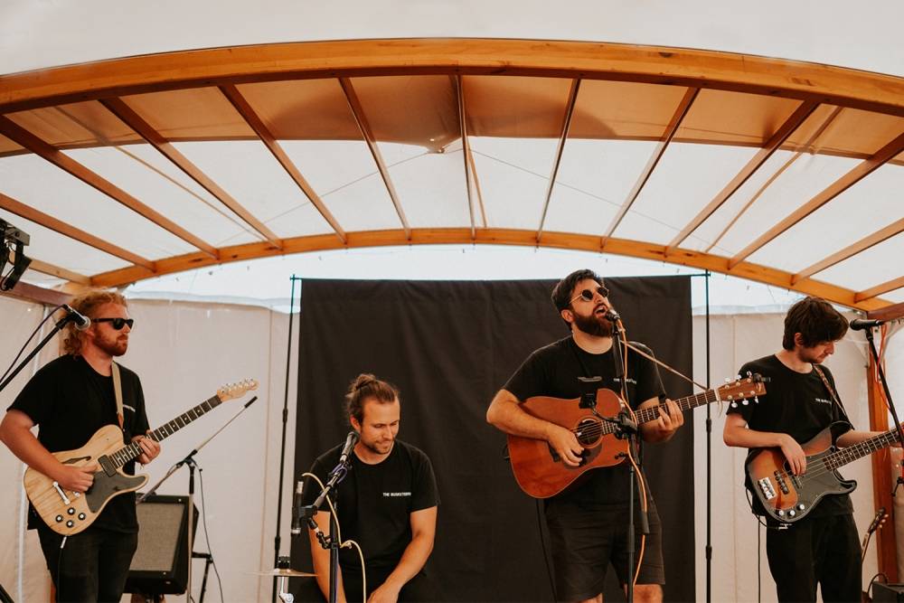 Buskers & Co