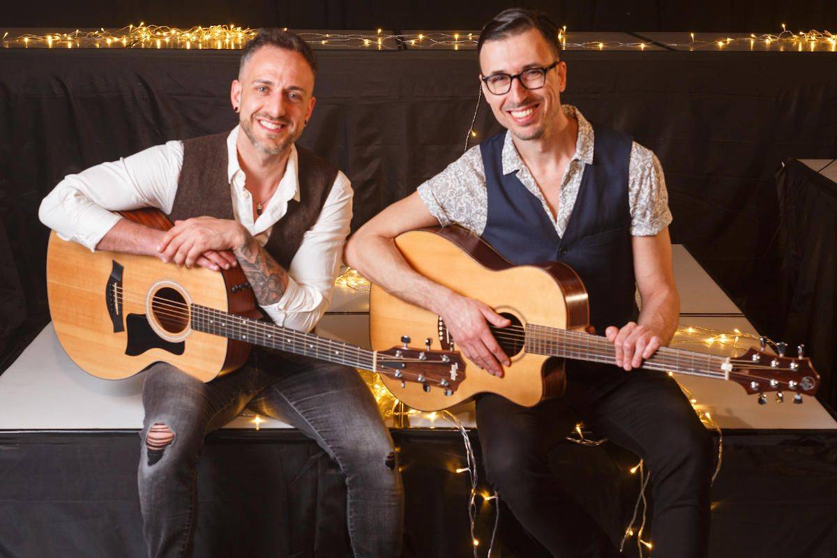 Live acoustic duo | Hire Acoustic band