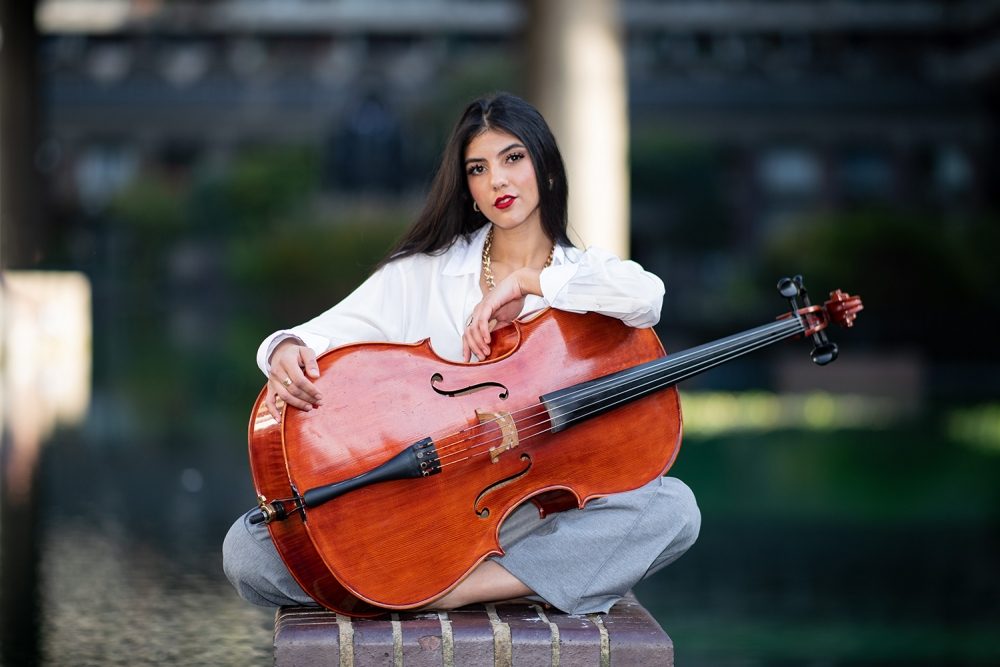 Jane - Cellist