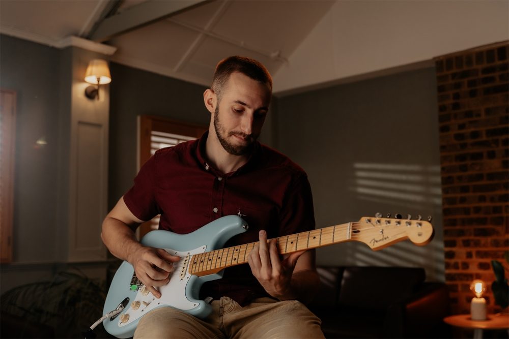 Christopher - Singer / Guitarist