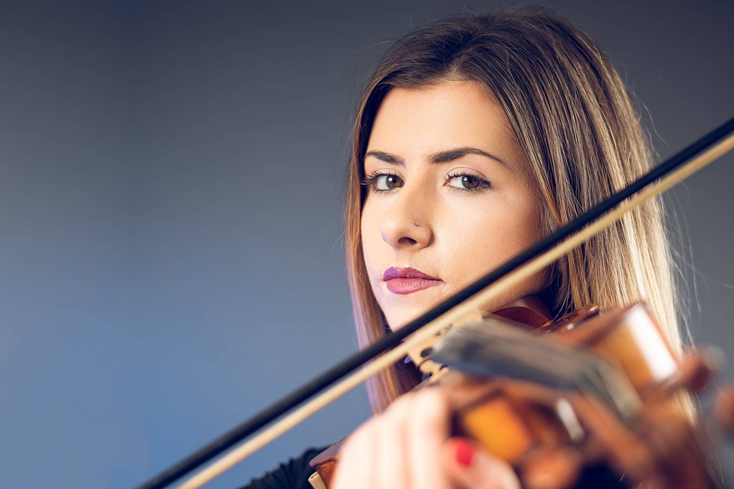 Contemporary Solo Violinist | Lana